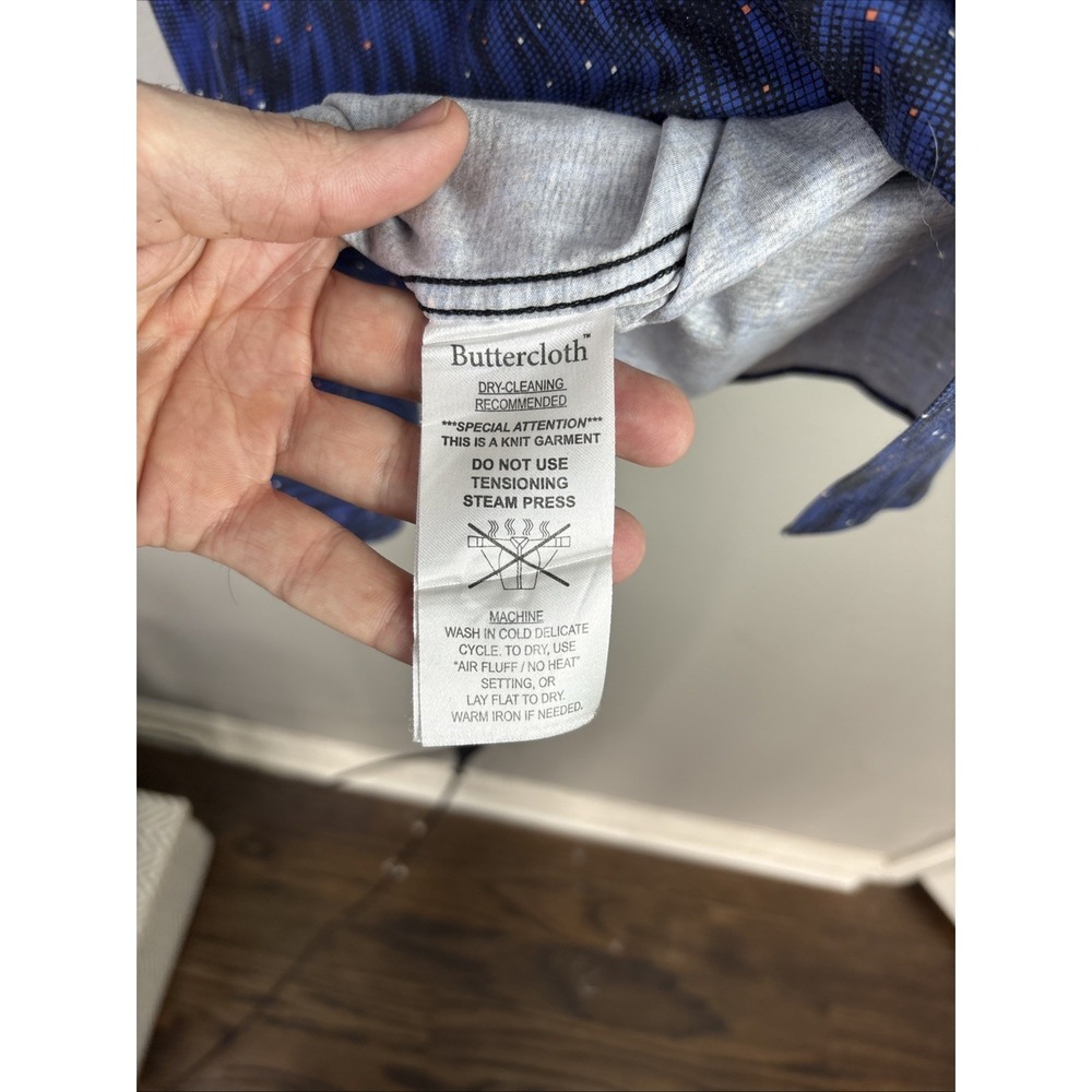 Butter Cloth Short Sleeve Button Up Shirt Size Medium Geometric Print Blue - Picture 4 of 8